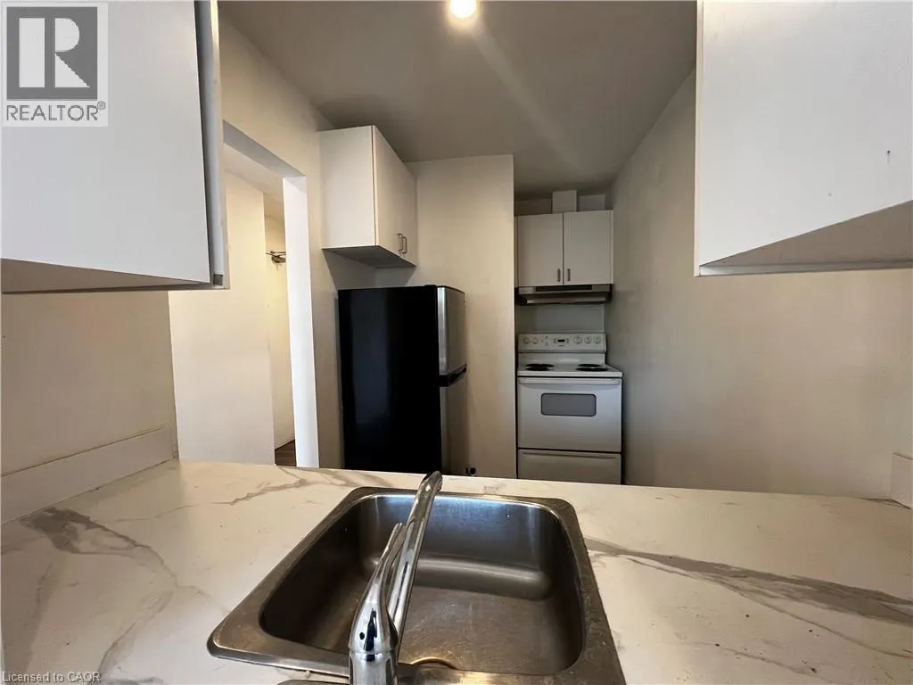 102 GREENSIDES Avenue Unit# 11, #11