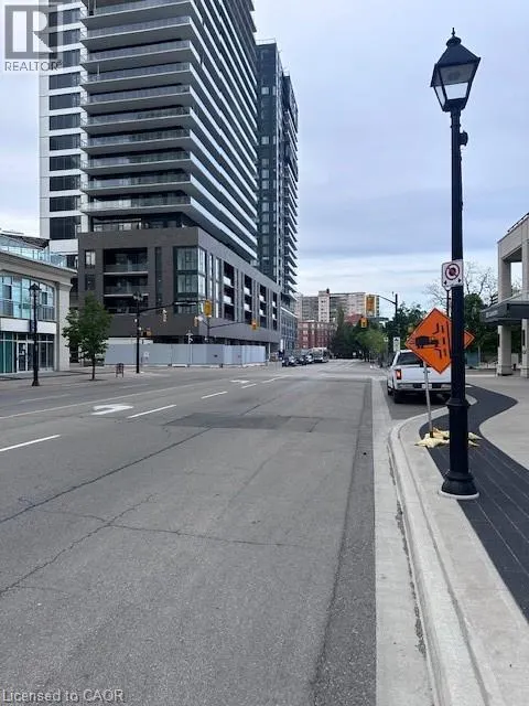 2060 LAKESHORE Road Unit# 111, #111