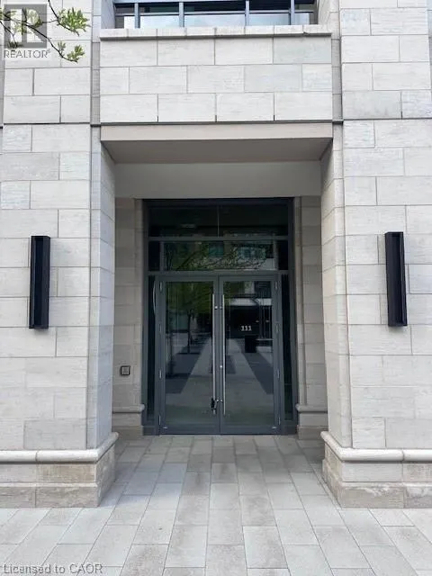 2060 LAKESHORE Road Unit# 111, #111
