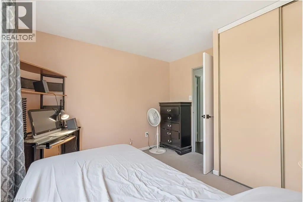1050 FALGARWOOD Drive Unit# 121, #121