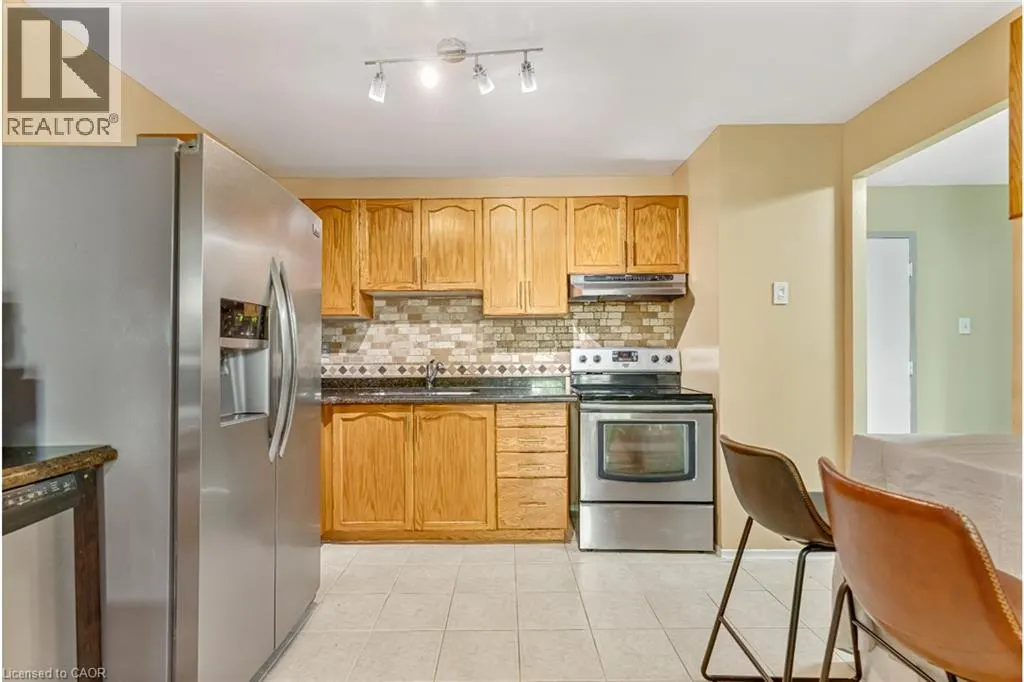 1050 FALGARWOOD Drive Unit# 121, #121