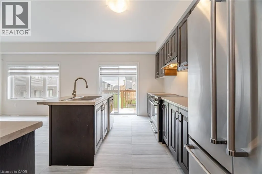 32 GEORGE BRIER Drive W