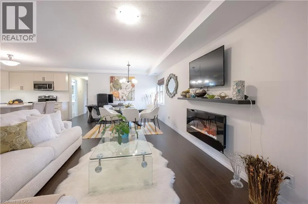 255 MAITLAND Street Unit# 2C, #2C