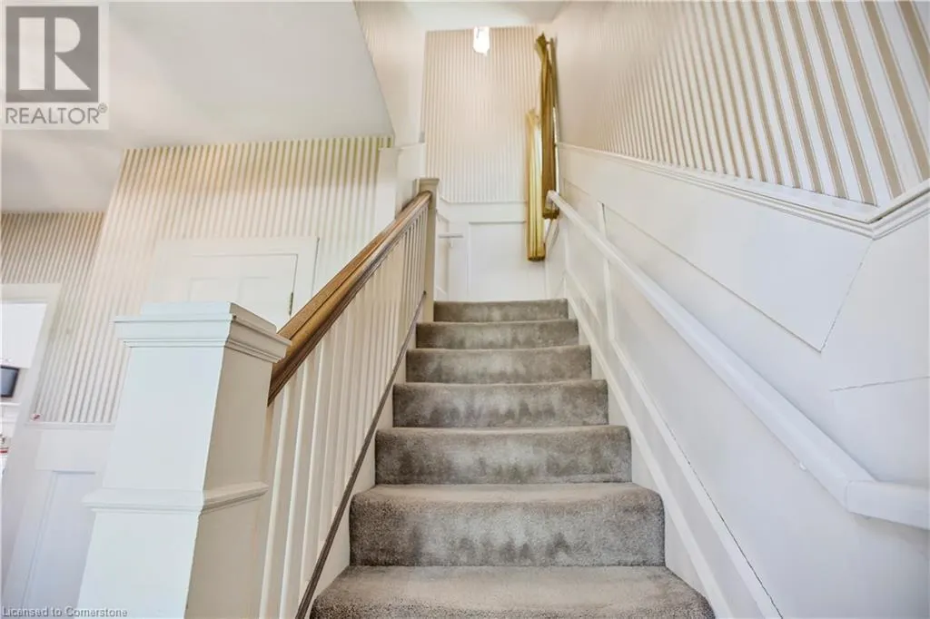 48 GARNER Road W