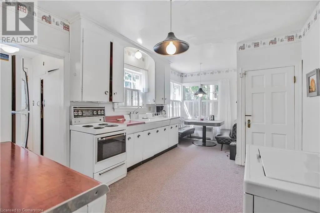 48 GARNER Road W