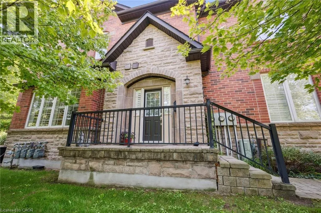 300 RAVINEVIEW Way Unit# 33, #33