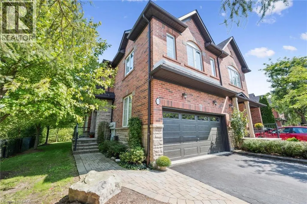 300 RAVINEVIEW Way Unit# 33, #33