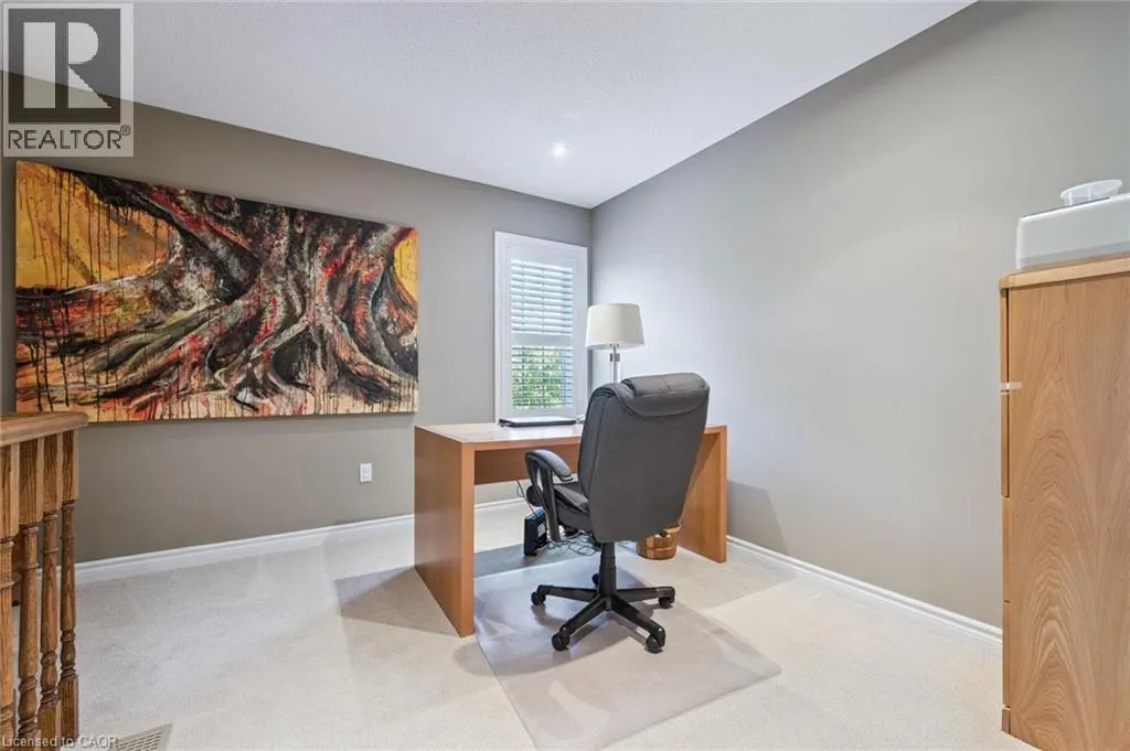 300 RAVINEVIEW Way Unit# 33, #33