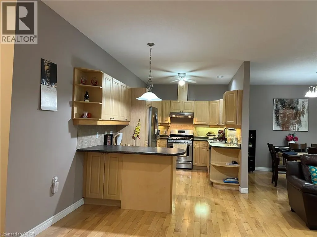 1574 RICHMOND Street Unit# 7, #7