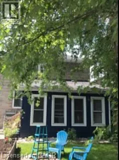 180 UNION Street W