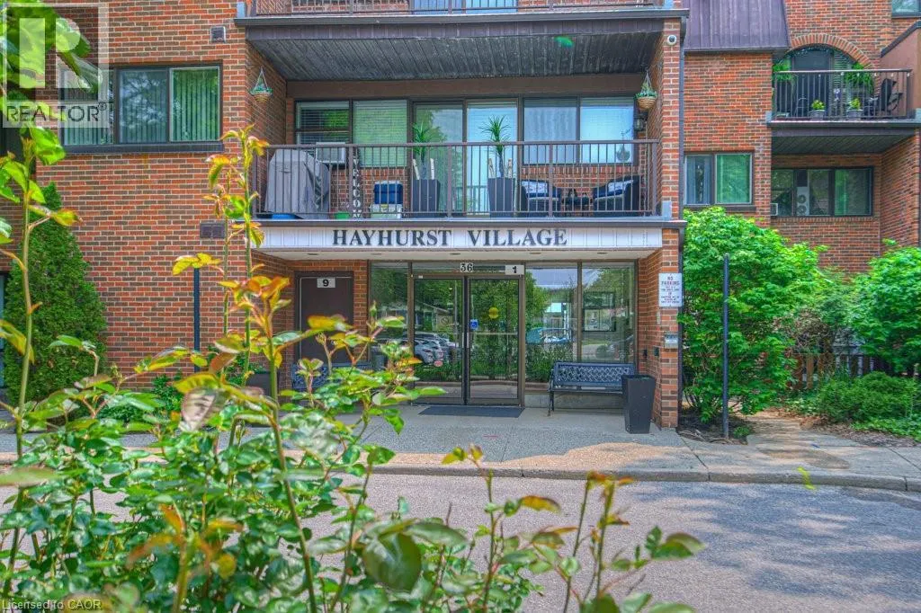 36 HAYHURST Road Unit# 367, #367
