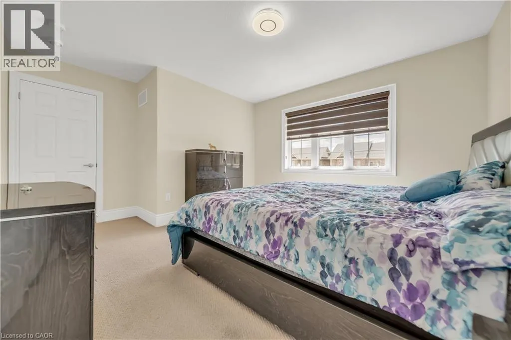 1161 UPPER THAMES Drive