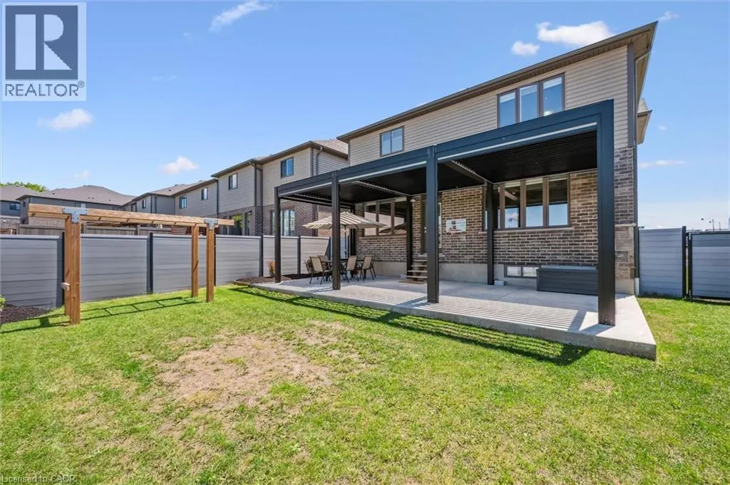 151 MOUNTAIN HOLLY Court