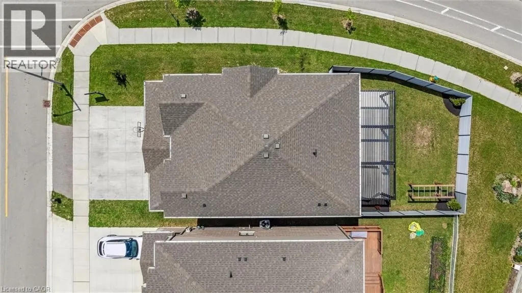 151 MOUNTAIN HOLLY Court