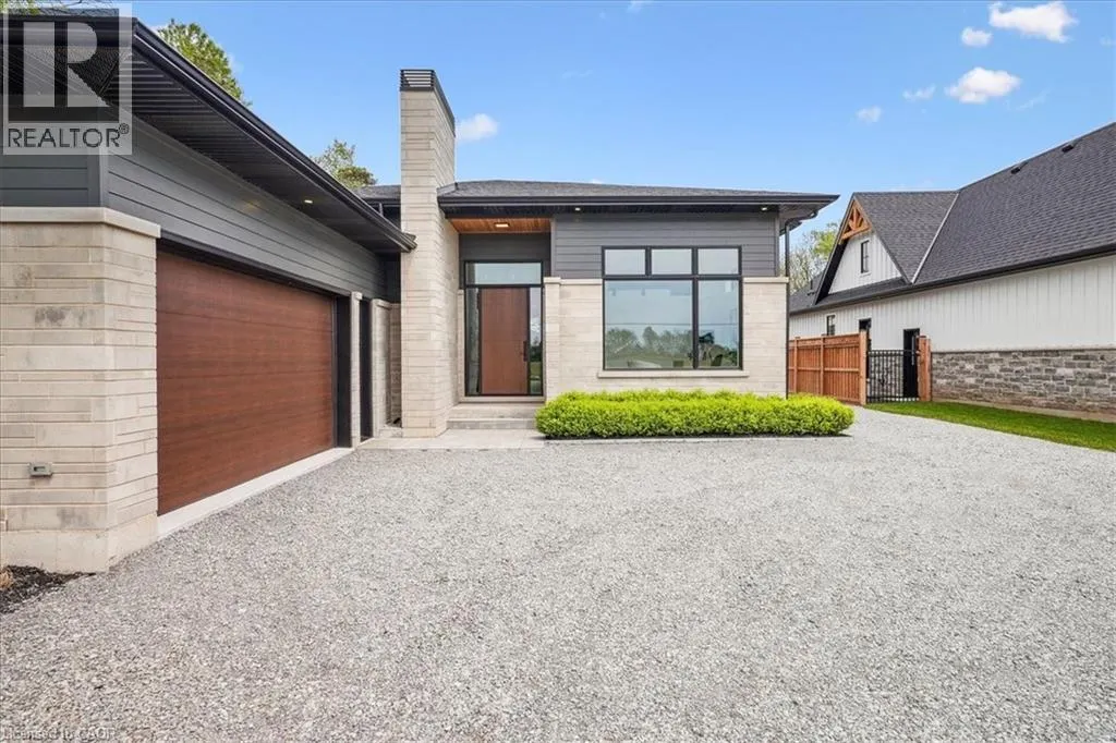 1613G LOOKOUT Street