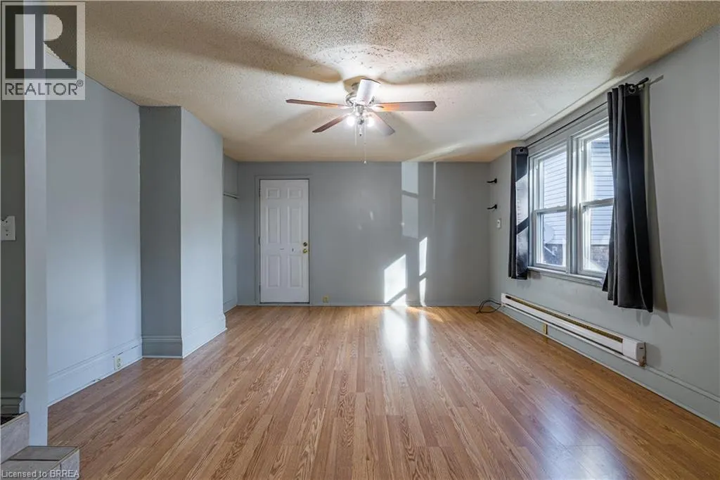 113 BRANT Avenue Unit# 4, #4