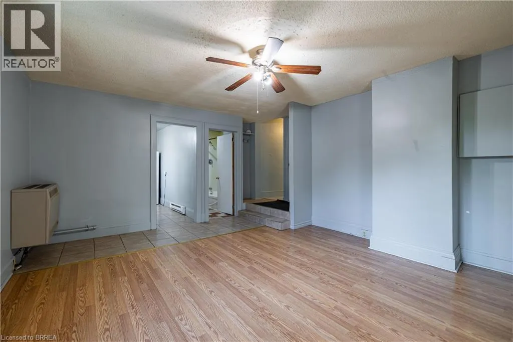 113 BRANT Avenue Unit# 4, #4