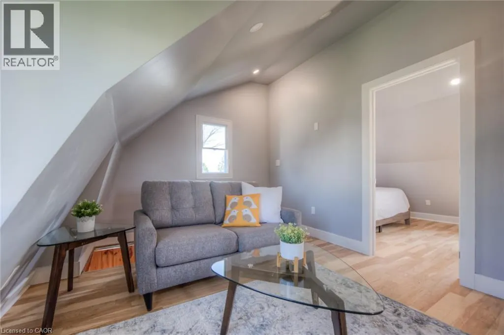 11 GLENWOOD Street Unit# C, #C