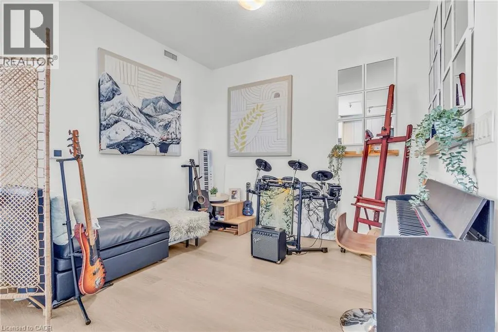 859 THE QUEENSWAY Unit# 412, #412