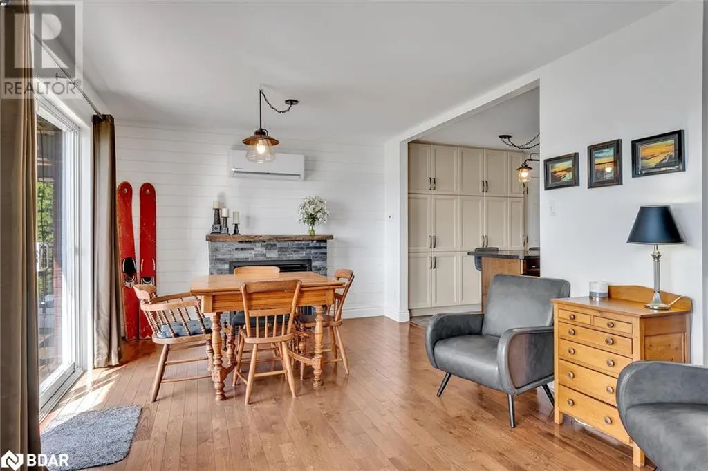 112 CLEARVIEW Drive