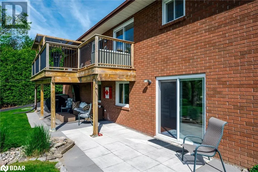 112 CLEARVIEW Drive