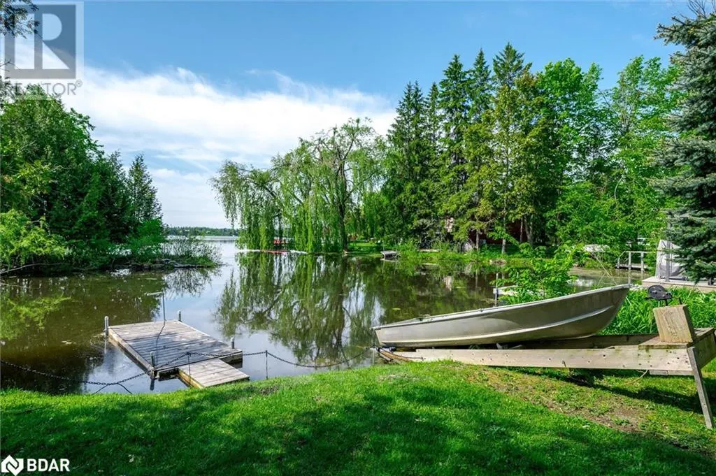112 CLEARVIEW Drive