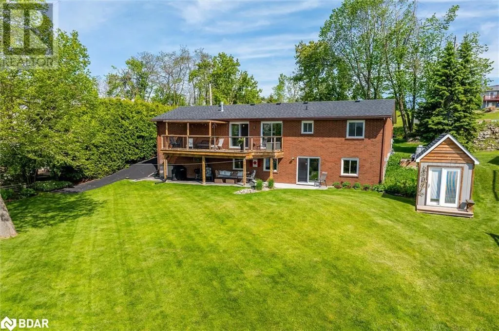 112 CLEARVIEW Drive