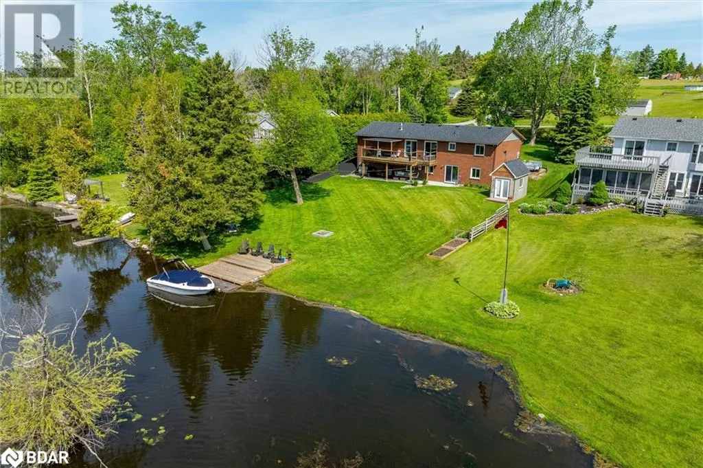 112 CLEARVIEW Drive