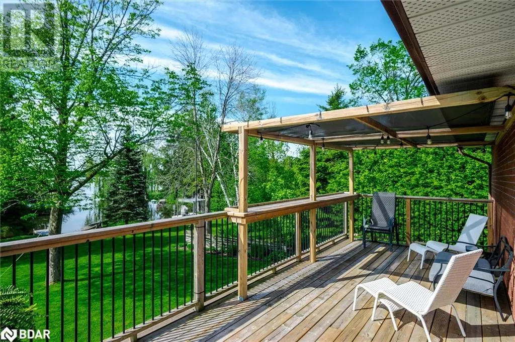 112 CLEARVIEW Drive