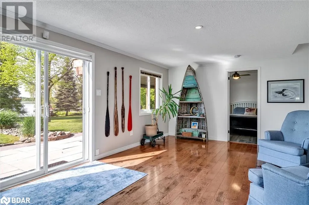 112 CLEARVIEW Drive