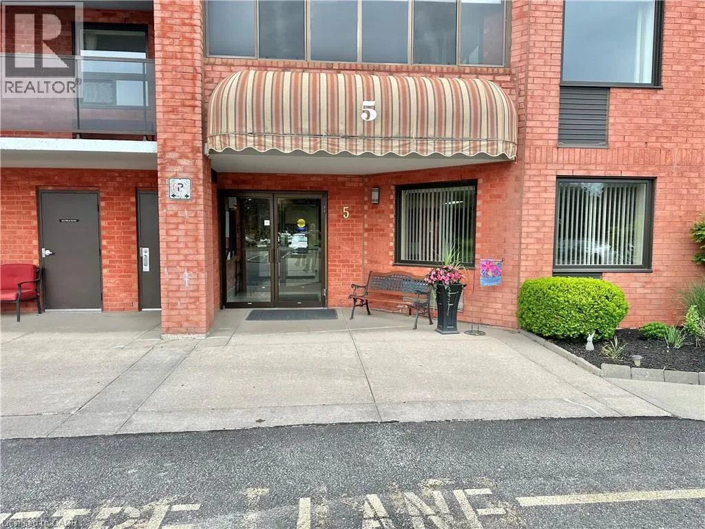 5 MILL POND Court Unit# 505, #505