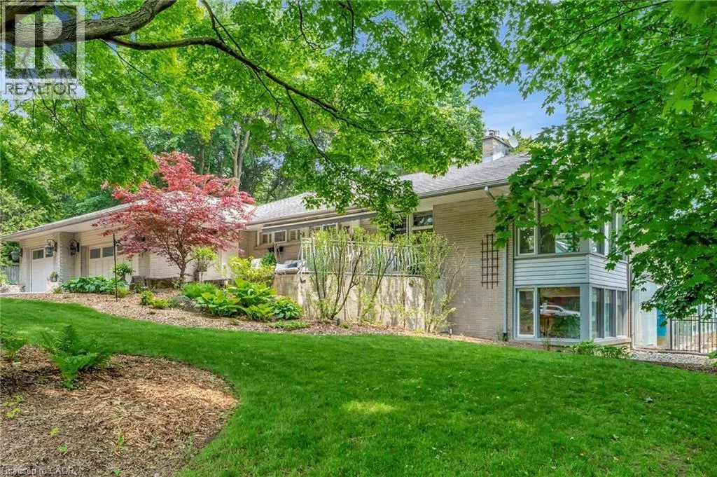 5 ORCHARD Crescent