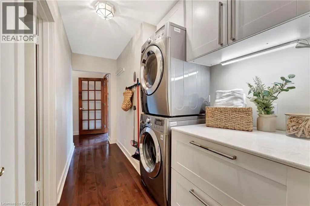 5 ORCHARD Crescent