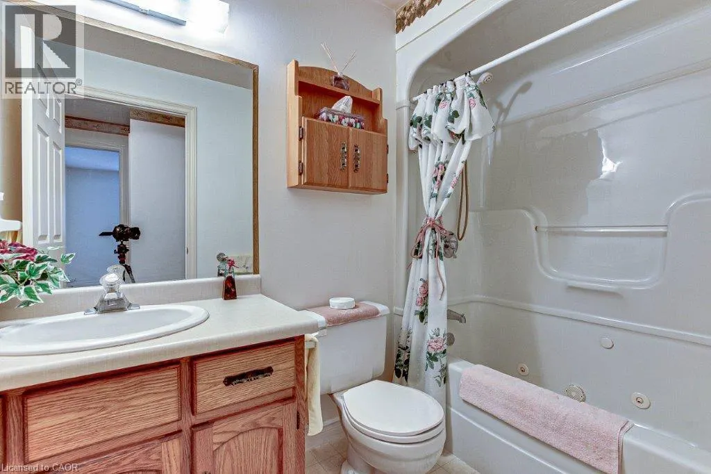 303 WILLIAM Street Unit# 206, #206