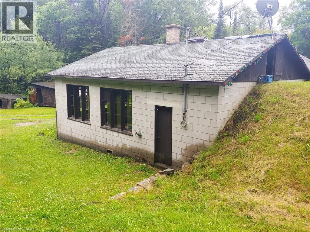 429-439 LYNX LAKE Road