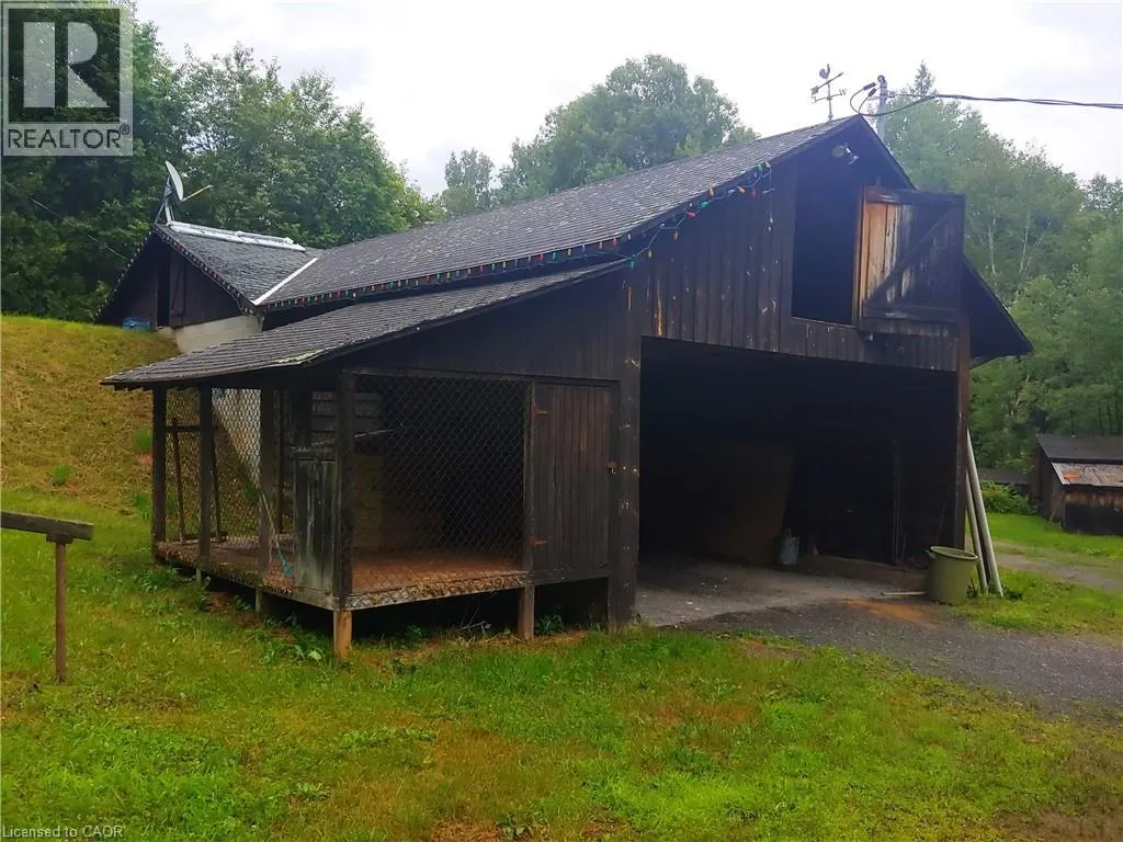 429-439 LYNX LAKE Road