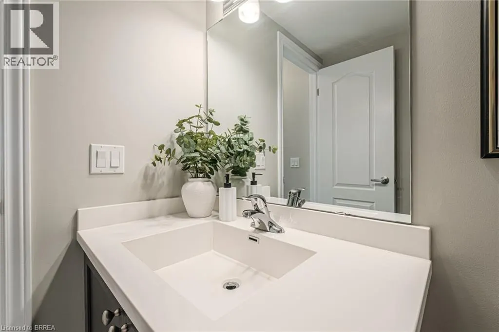 422 ATHABASCA Common