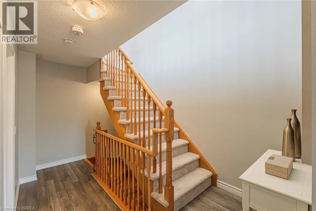 422 ATHABASCA Common