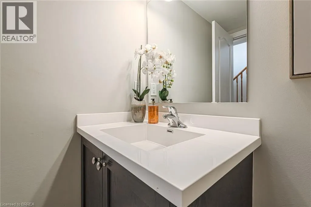 422 ATHABASCA Common