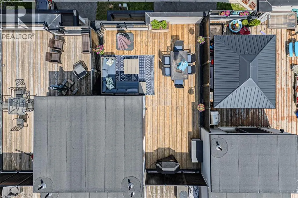 422 ATHABASCA Common