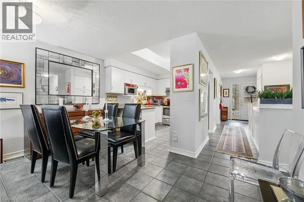 810 GOLF LINKS Road Unit# 31, #31