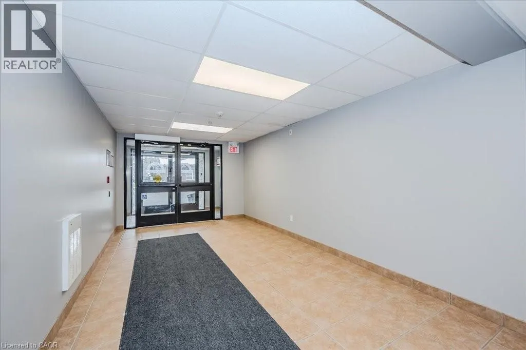 41 GOODWIN Drive Unit# 202, #202