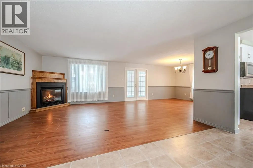 3 ROLLING BROOK Lane