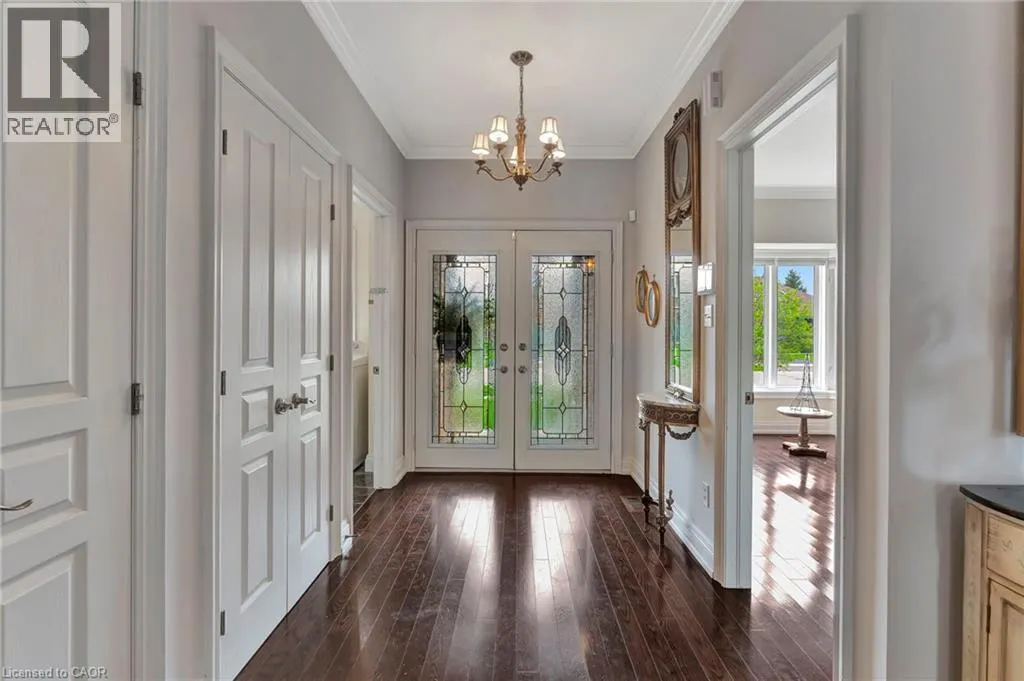 32 COBBLESTONE Drive