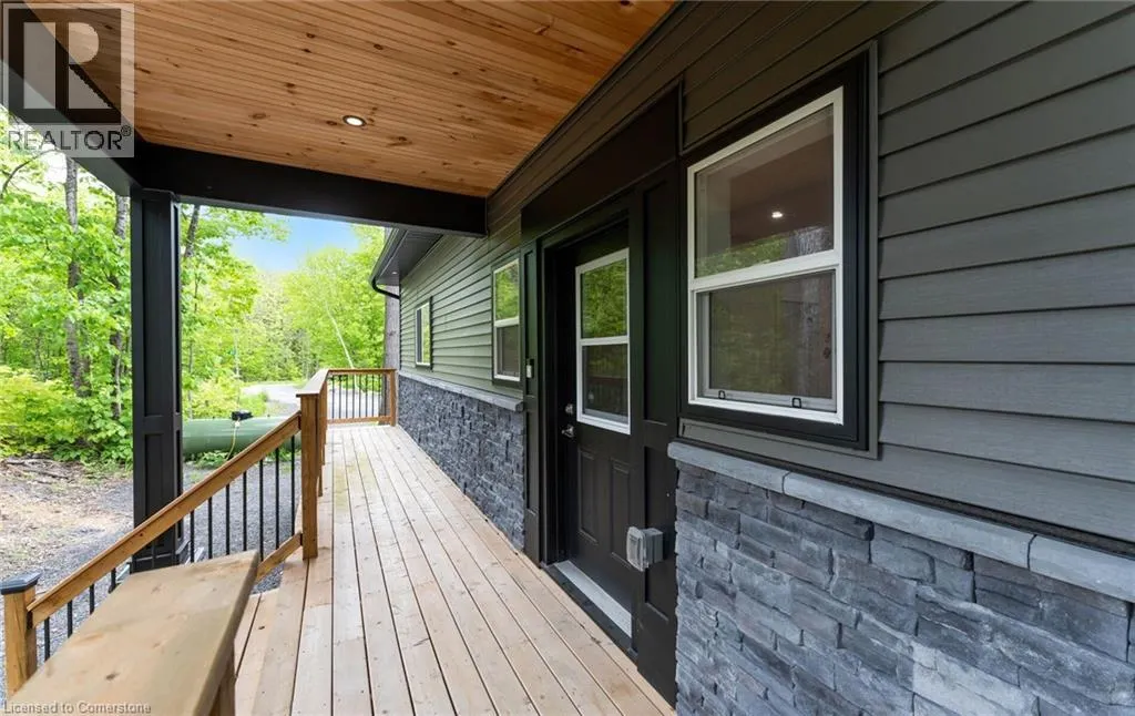 44 SUNNYSHORE PARK Drive
