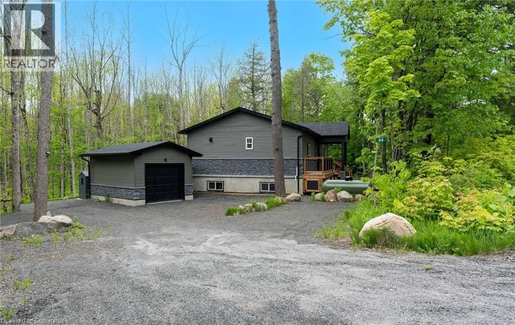 44 SUNNYSHORE PARK Drive