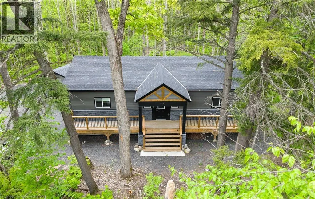 44 SUNNYSHORE PARK Drive
