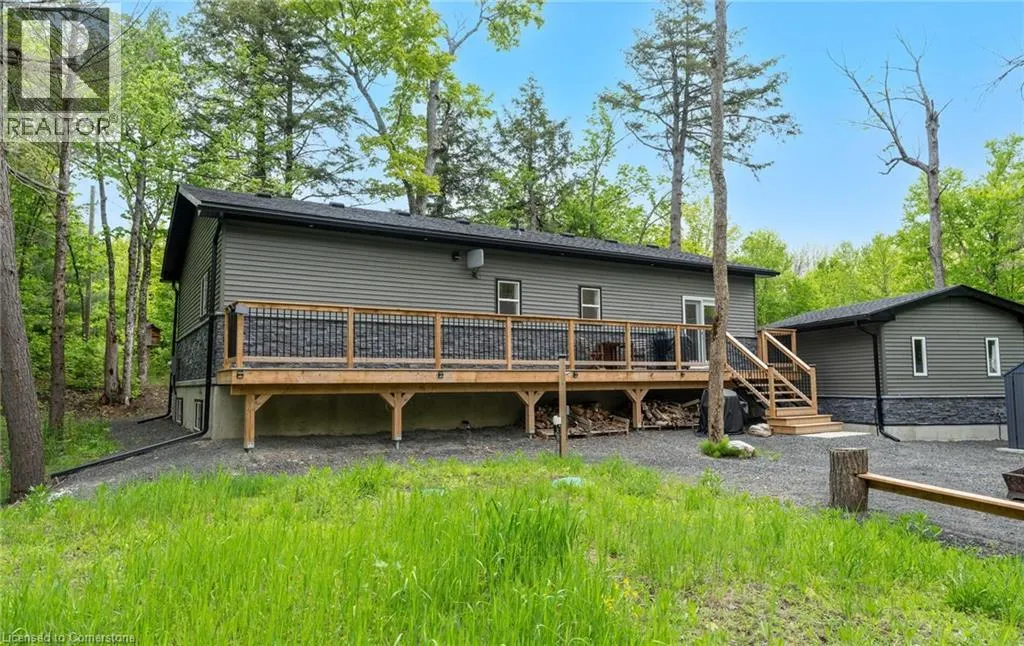 44 SUNNYSHORE PARK Drive