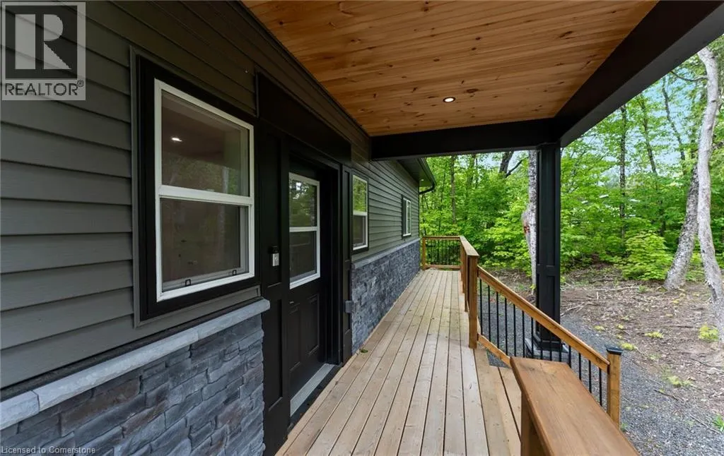 44 SUNNYSHORE PARK Drive