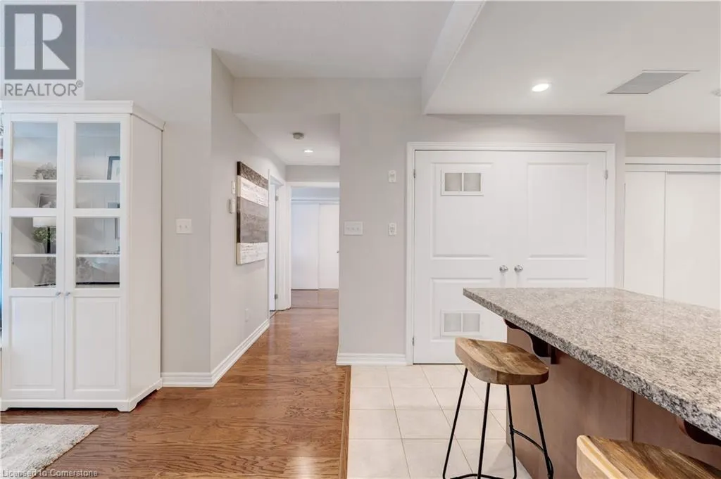 396 PLAINS Road E Unit# 102, #102